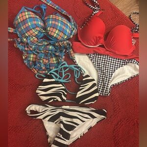 3 for 1-$25 Hollister- Red and Blue, Zebra Bikini Set- (med-large )
ALL FOR $25